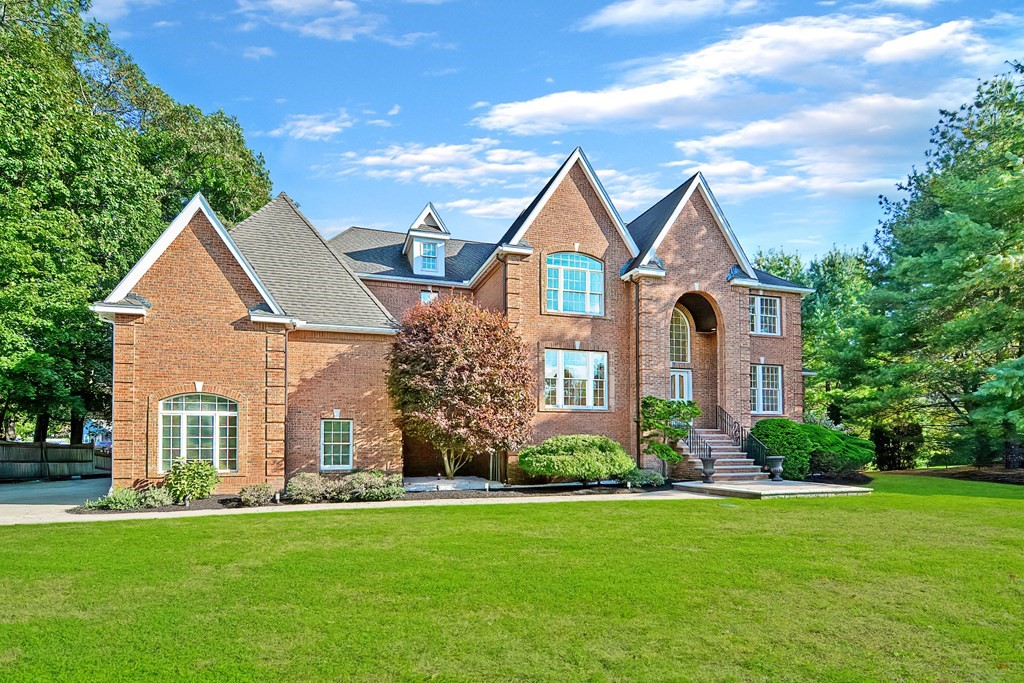 Lynnfield MA Single Family